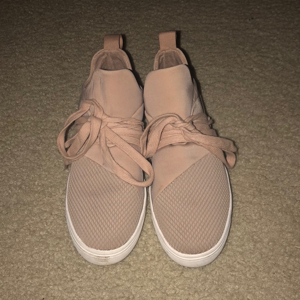 Steve Madden Sneakers